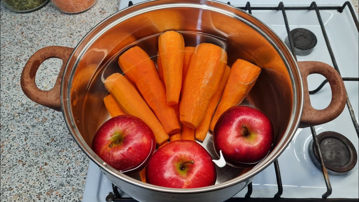 Для чего я варю 1 кг моркови с яблоками? Да просто в магазине такого не ...